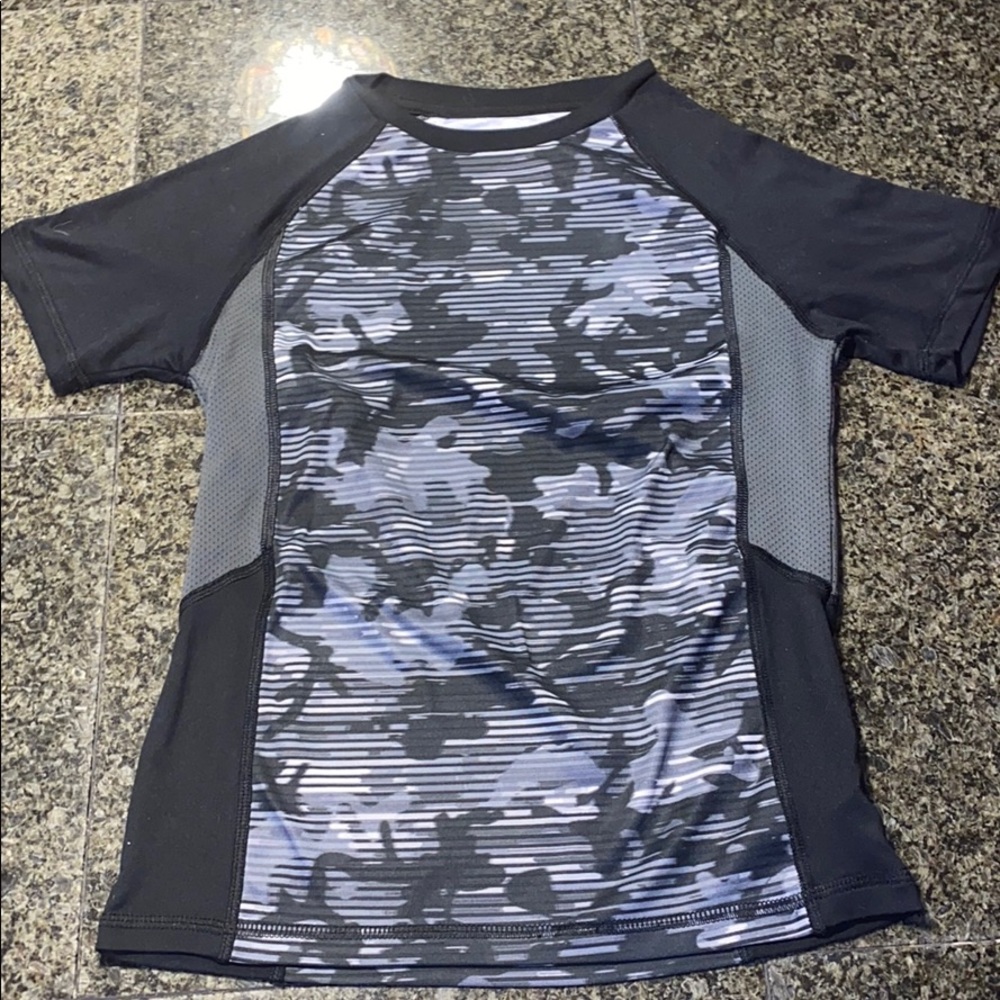Quick dry T-shirt